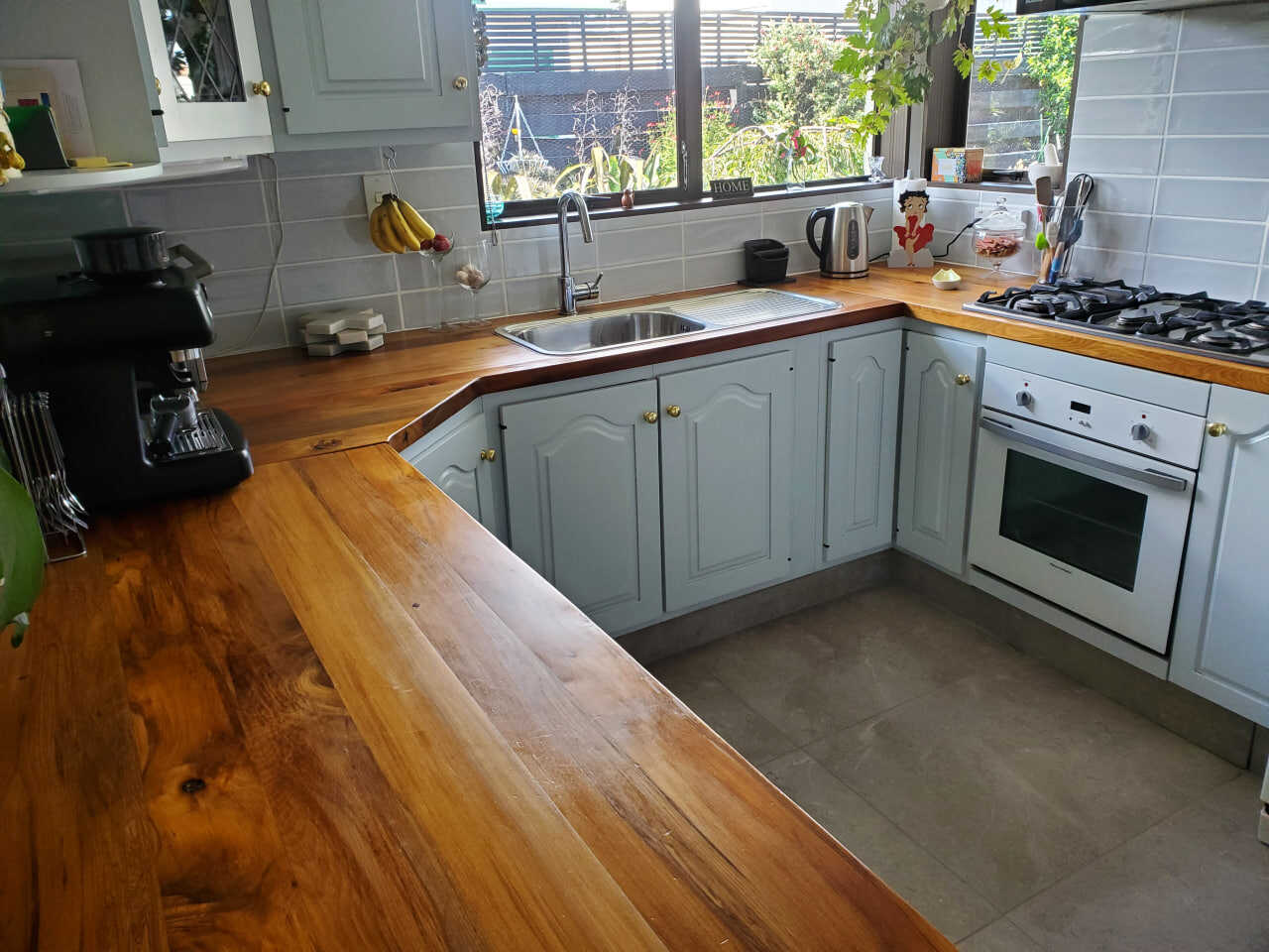 Kitchen benchtop